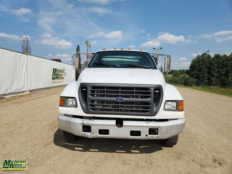 2002-ford-f650-image-15
