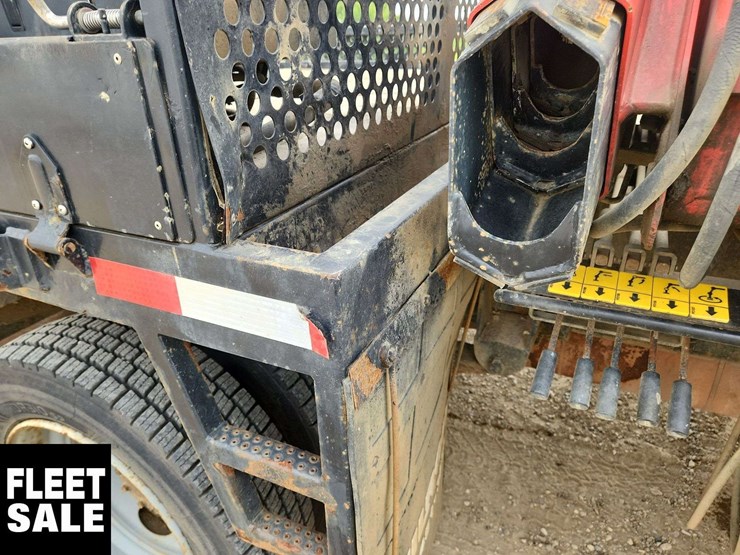 2016-ford-f550-image-52