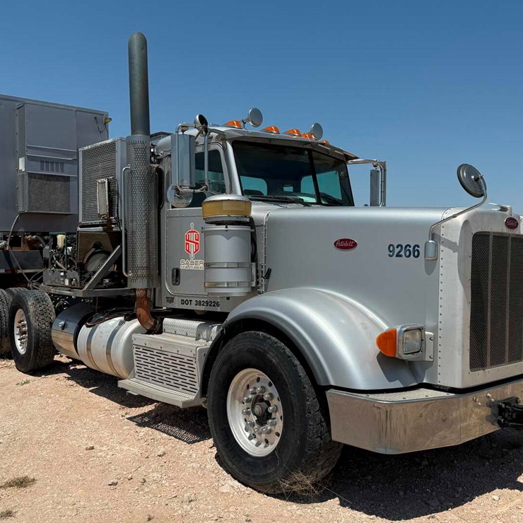 2013 PETERBILT 367