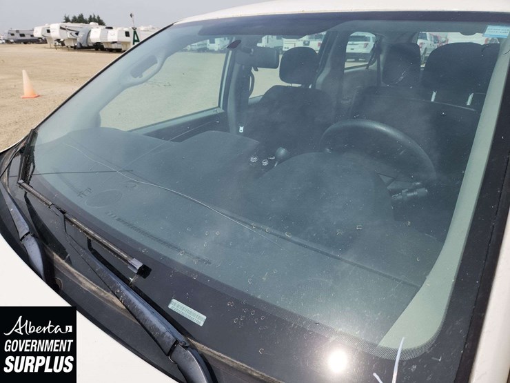 2013-dodge-grand-caravan-image-25