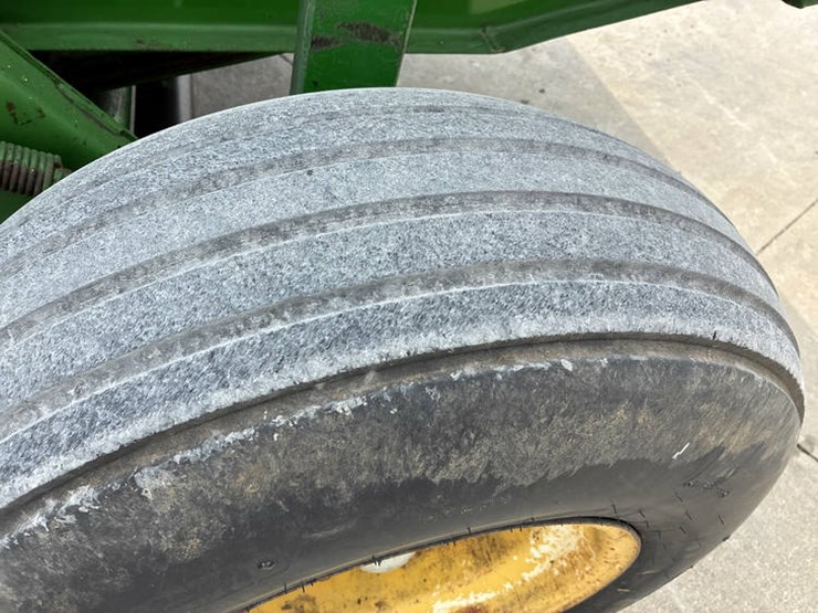 john-deere-535-image-44