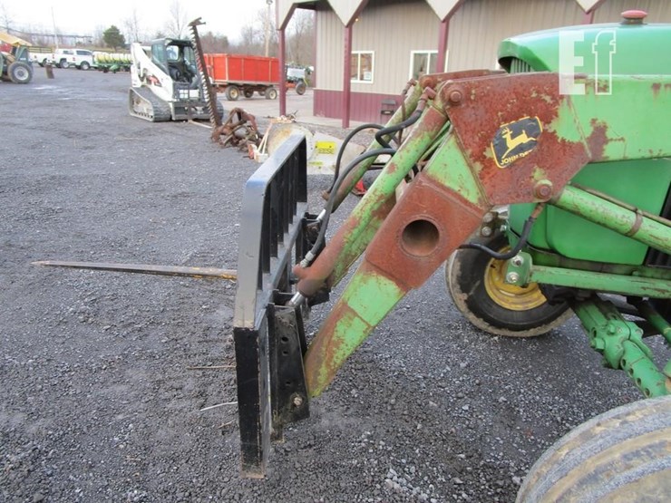 john-deere-4020d-image-8