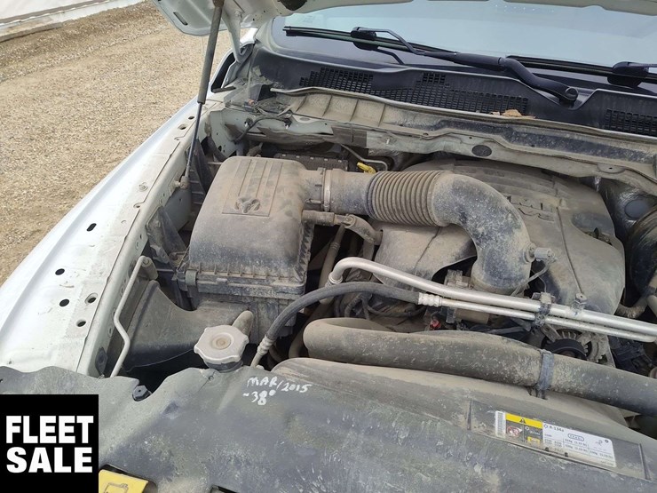 2015-ram-tradesman-image-24
