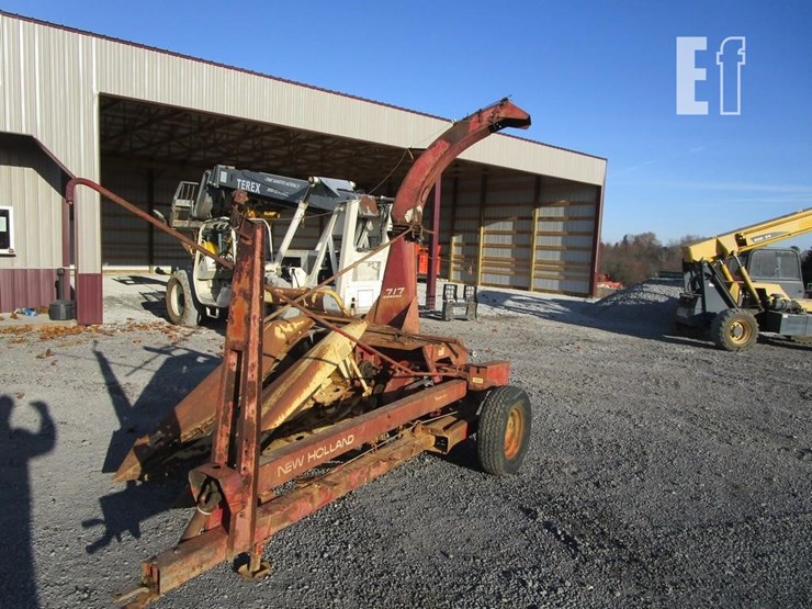 new-holland-super-717-image-2