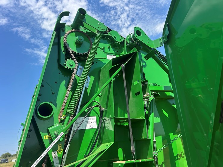 john-deere-460m-image-12