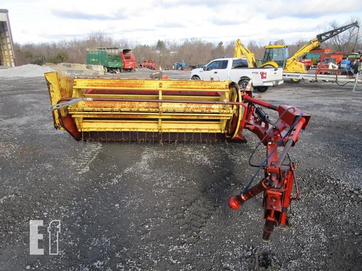new-holland-477-image-1