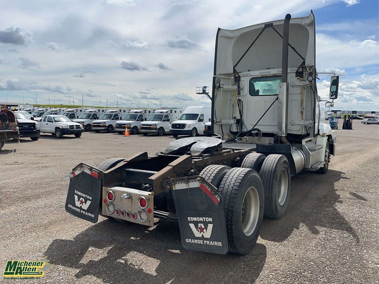2017-western-star-5700xe-image-12