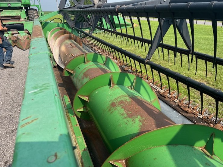 1992-john-deere-920-image-8