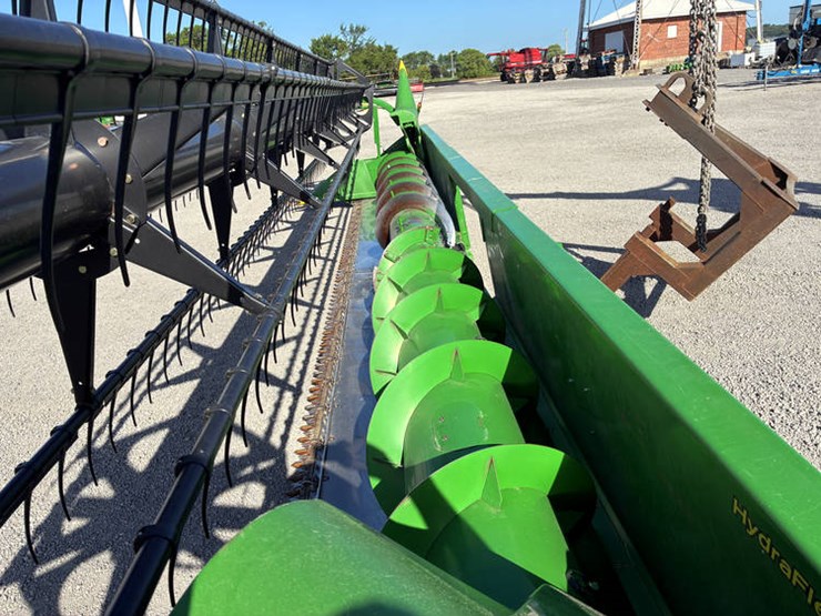2010-john-deere-630f-image-6