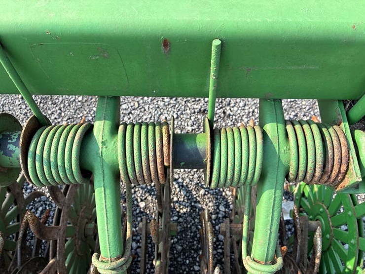 john-deere-400-image-10