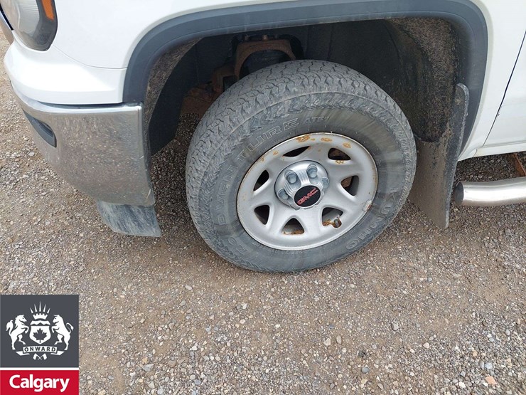 2017-gmc-sierra-1500-image-19