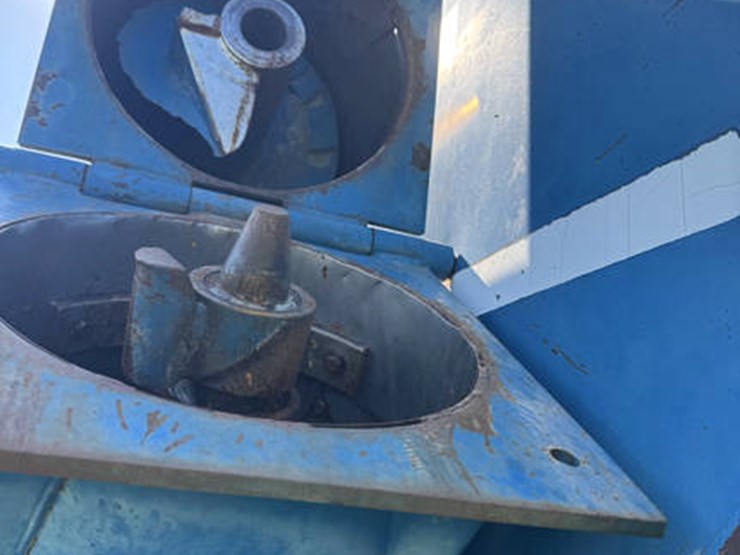 1997-kinze-840-image-17