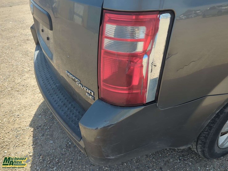 2010-dodge-grand-caravan-se-image-37
