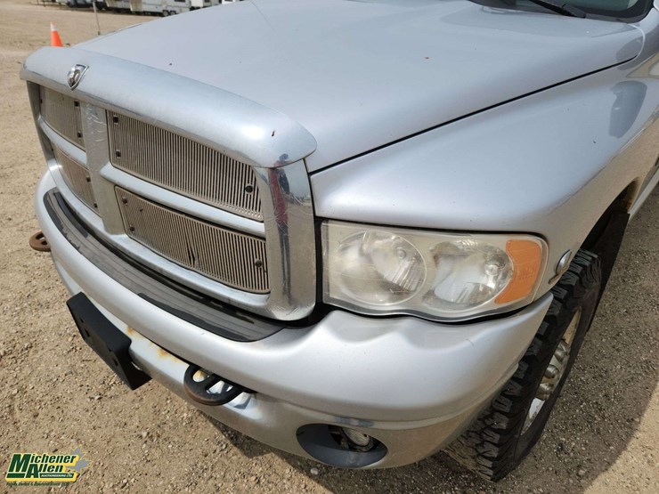 2005-dodge-ram-2500-image-25