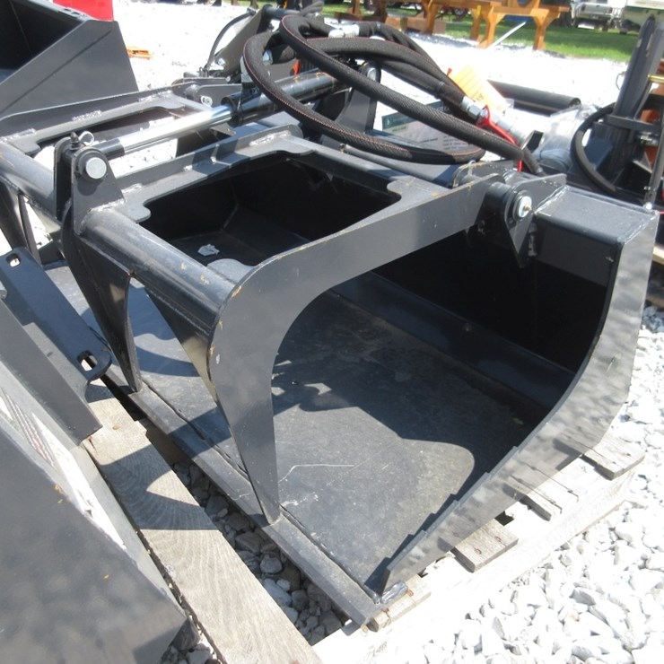Wolverine Mini Skid Steer Stump Grapple