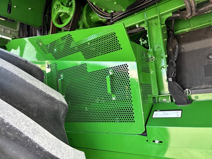 2024-john-deere-s790-image-50