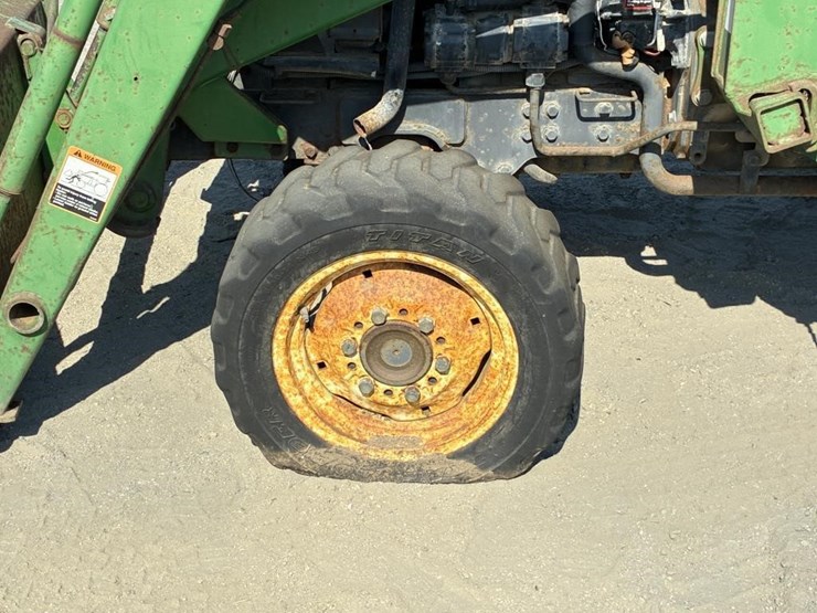 2001-john-deere-4300-image-11