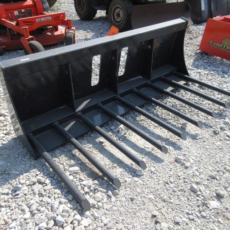 Wolverine Quick Attach Manure Bucket