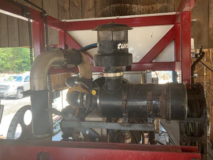 2022-john-deere-80-image-26