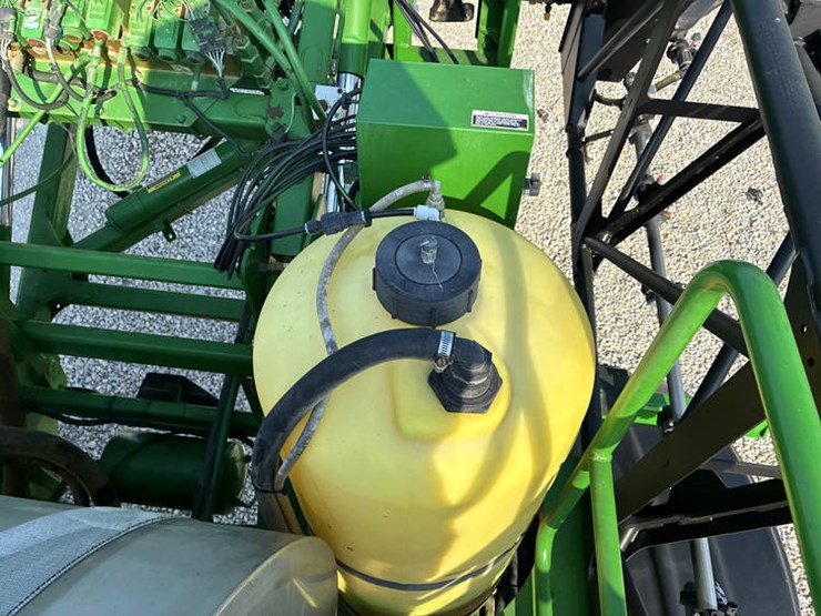 2007-john-deere-4930-image-96