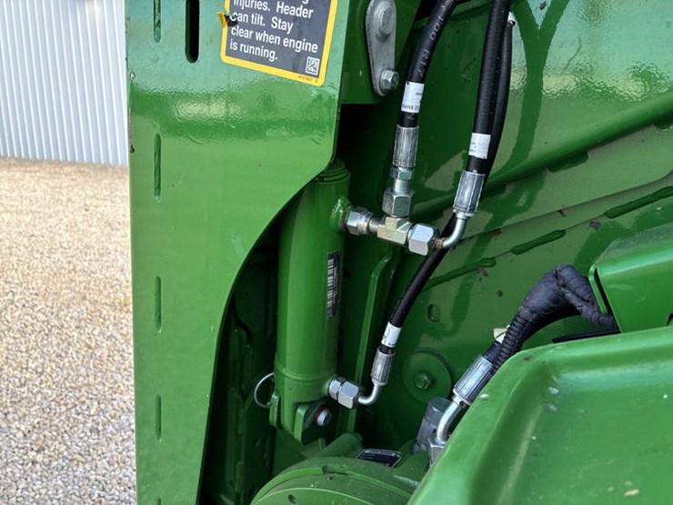 2024-john-deere-s790-image-13