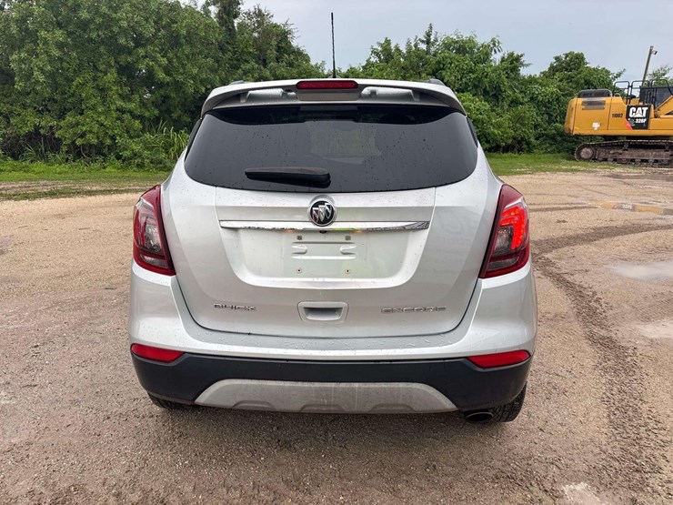2017-buick-encore-image-16