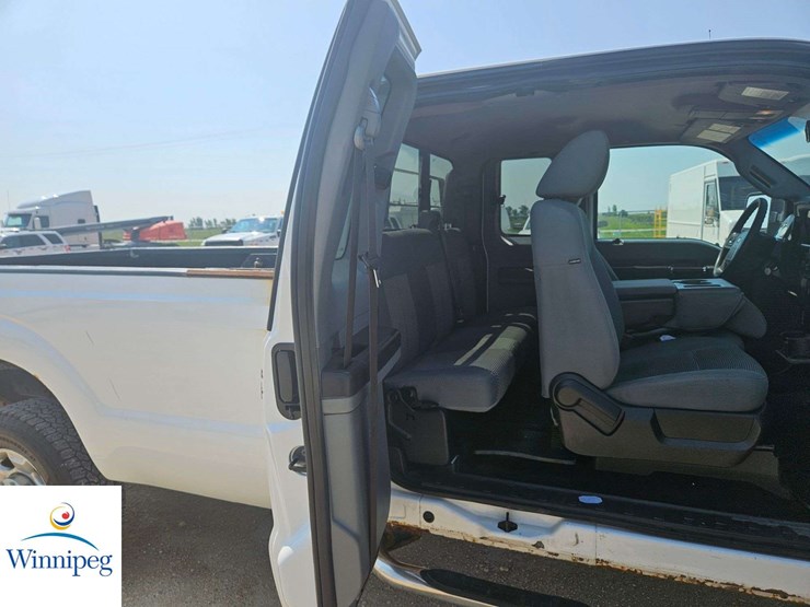 2011-ford-f250-image-31