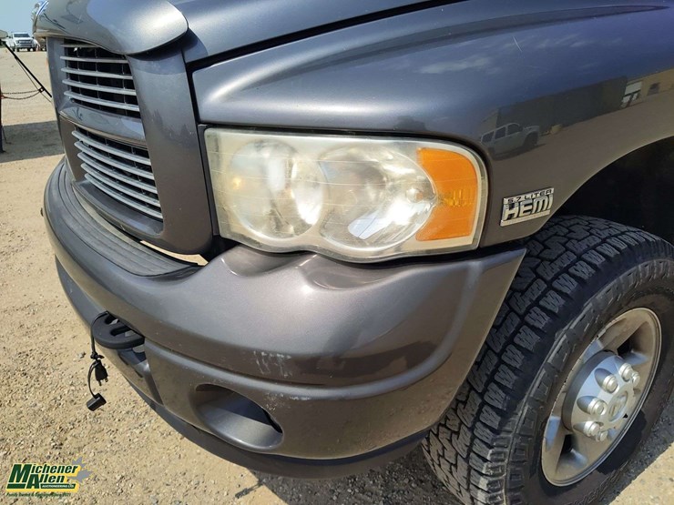 2003-dodge-ram-2500-image-26