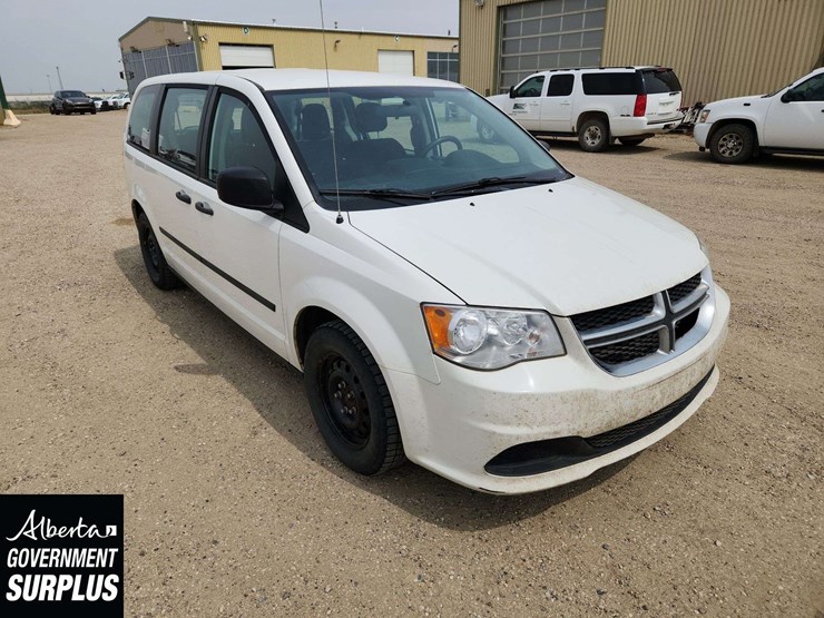 2013-dodge-grand-caravan-image-4