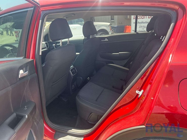 2020-kia-sportage-image-17
