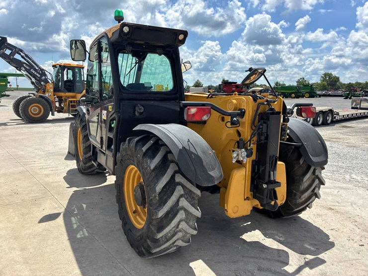 2018-caterpillar-th408d-image-8