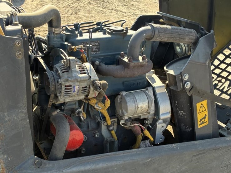 2010-bomag-bmp8500-image-5