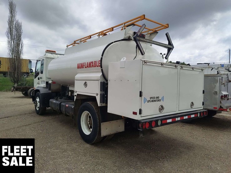 2007-gmc-t8500-image-22