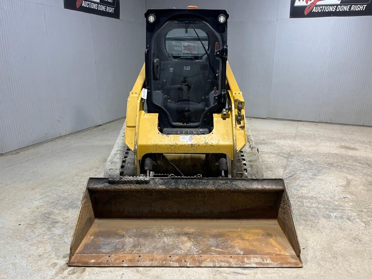 2021-caterpillar-259d3-image-8