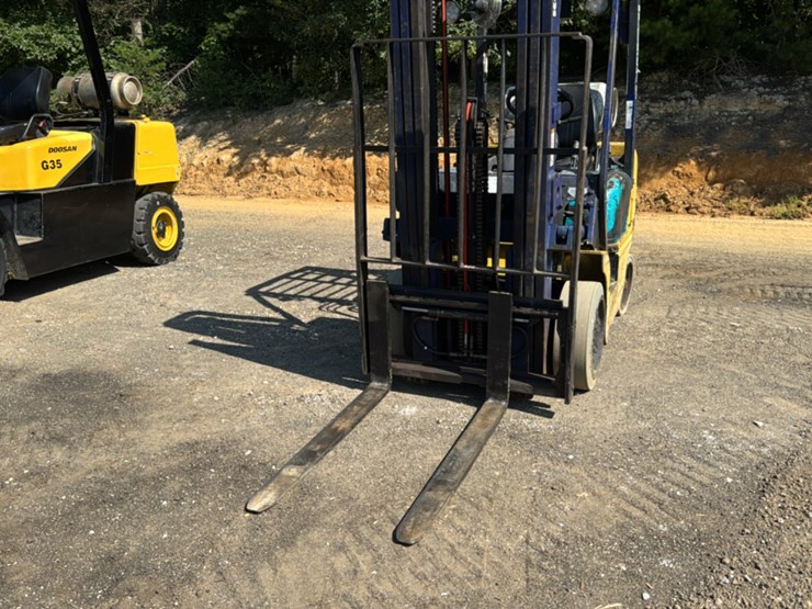 komatsu-fg20-11-image-11