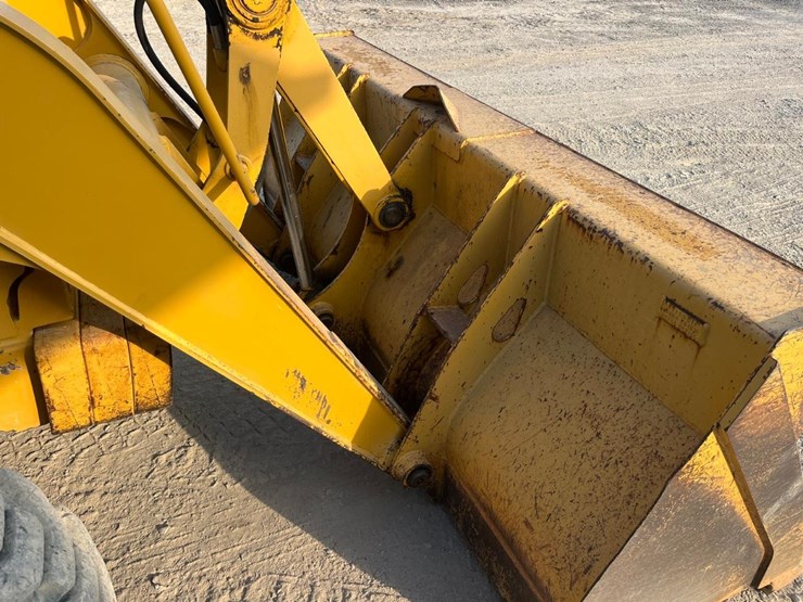 deere-410g-image-25