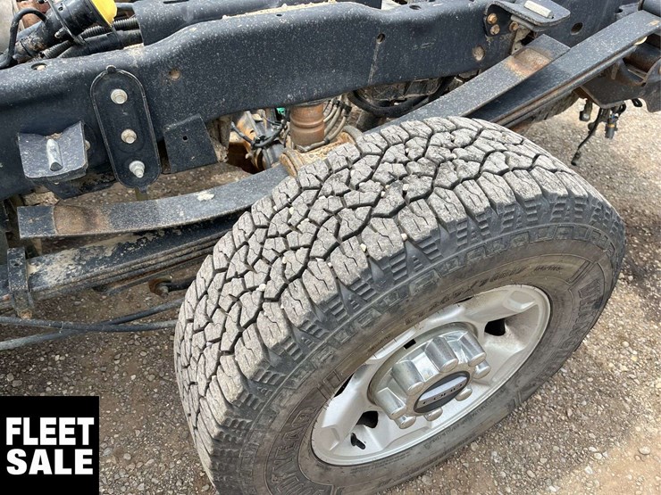 2020-ford-f350-image-9