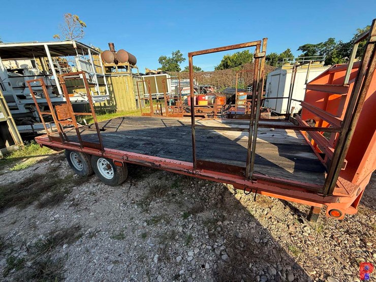 2011-centex-trailers-16’-x-102”-t/a-sgl.-whl.-flatbed-gooseneck-trailer-image-3