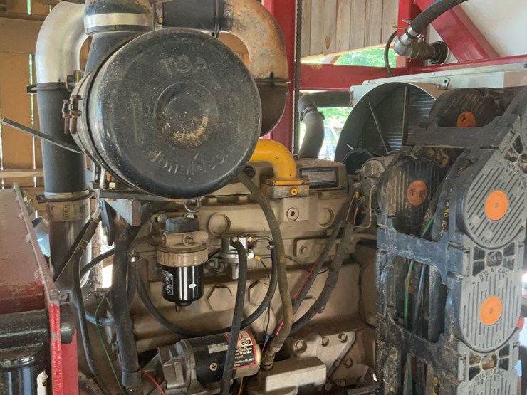 2022-john-deere-80-image-35