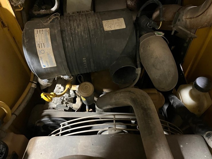 2018-john-deere-328-image-15