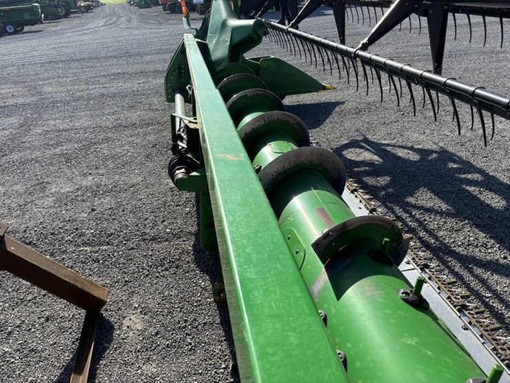2010-john-deere-630f-image-12