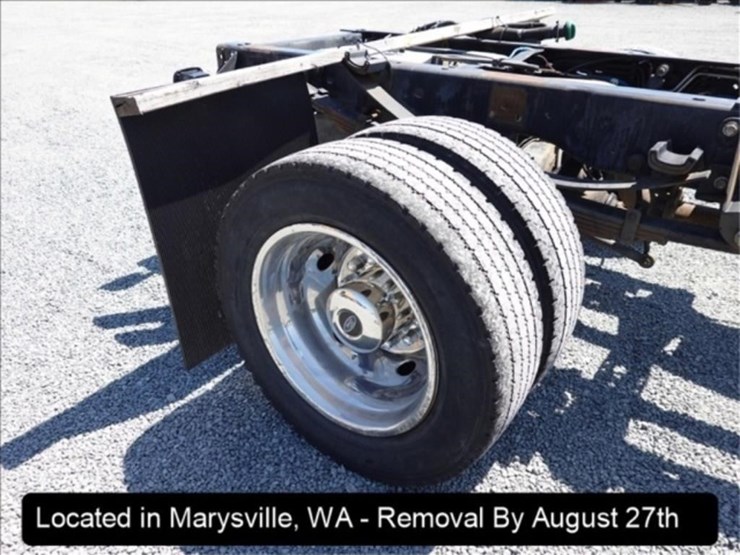 2013-ford-f550-image-23