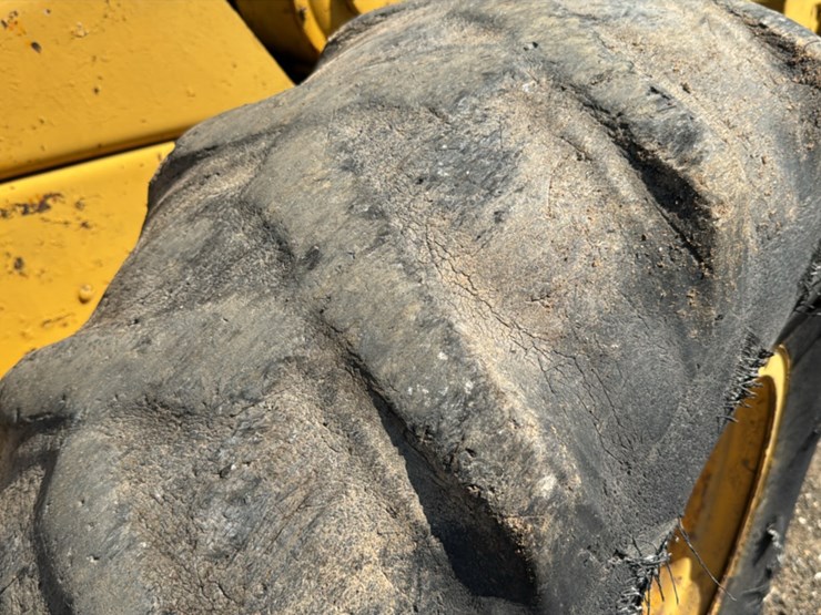 john-deere-440-image-33