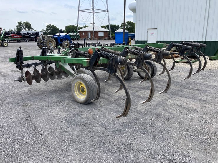 john-deere-714-image-6