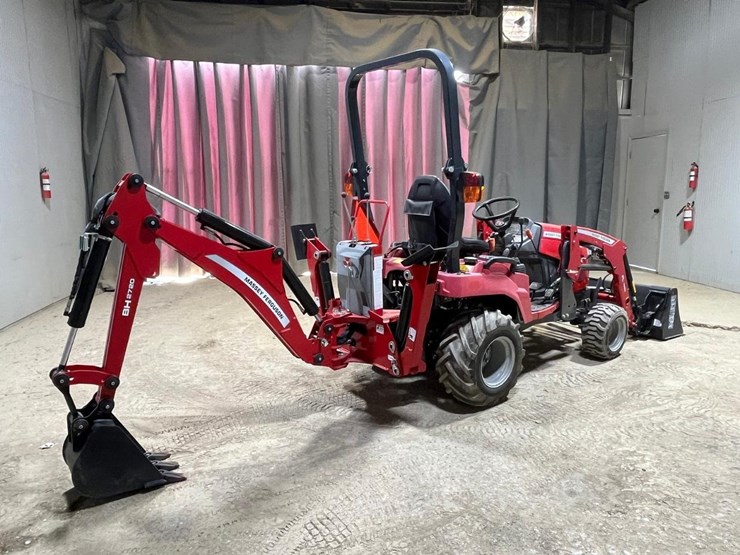 2020-massey-ferguson-gc1723eb-image-5