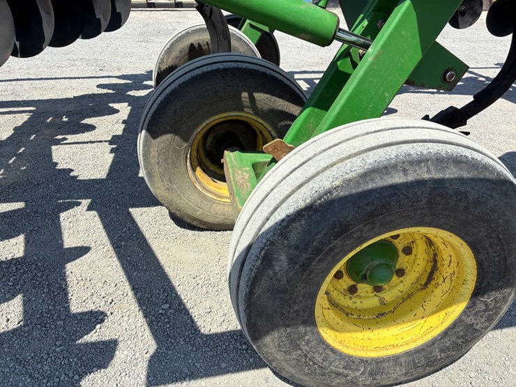 john-deere-2700-image-19