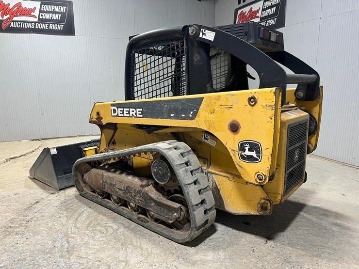 deere-ct322-image-3