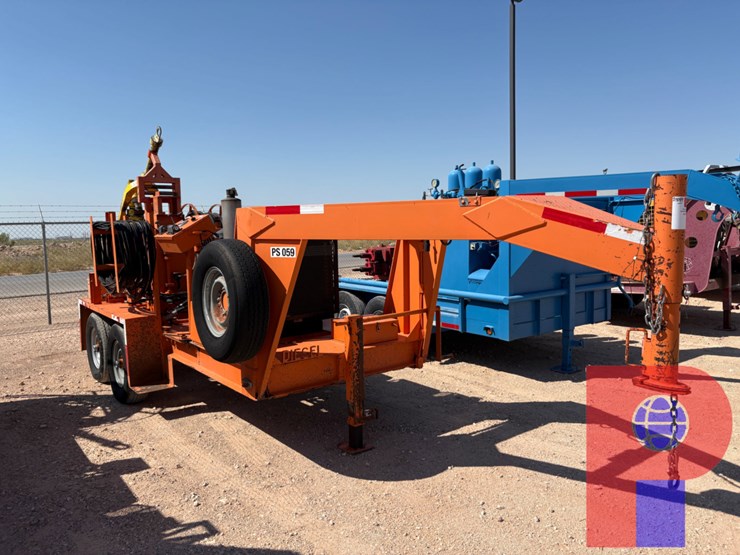 evco-85-ton-power-swivel-mounted-on-15’-t/a-gooseneck-trailer-image-1