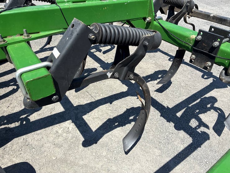2014-john-deere-714-image-22