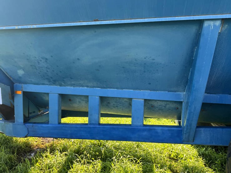 1997-kinze-840-image-16